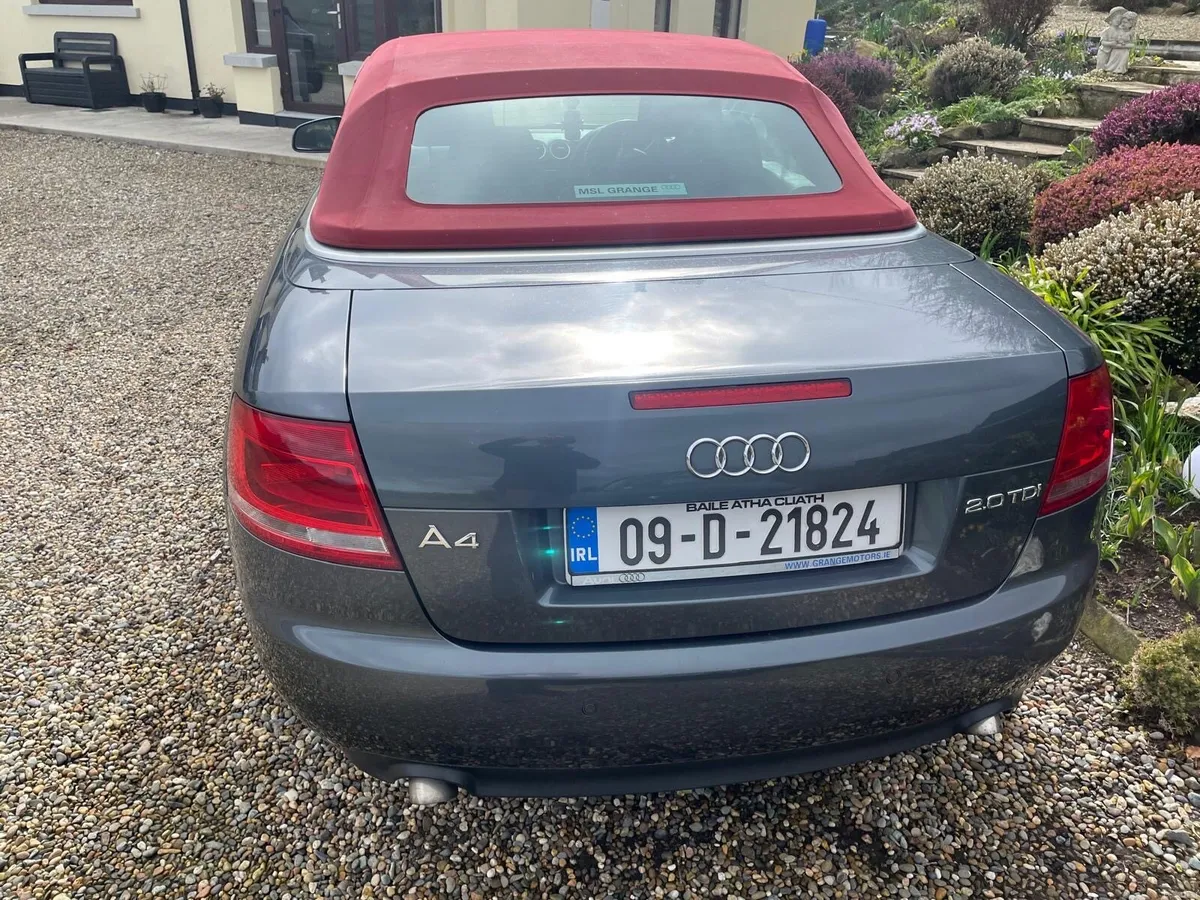 A4 convertable - Image 3