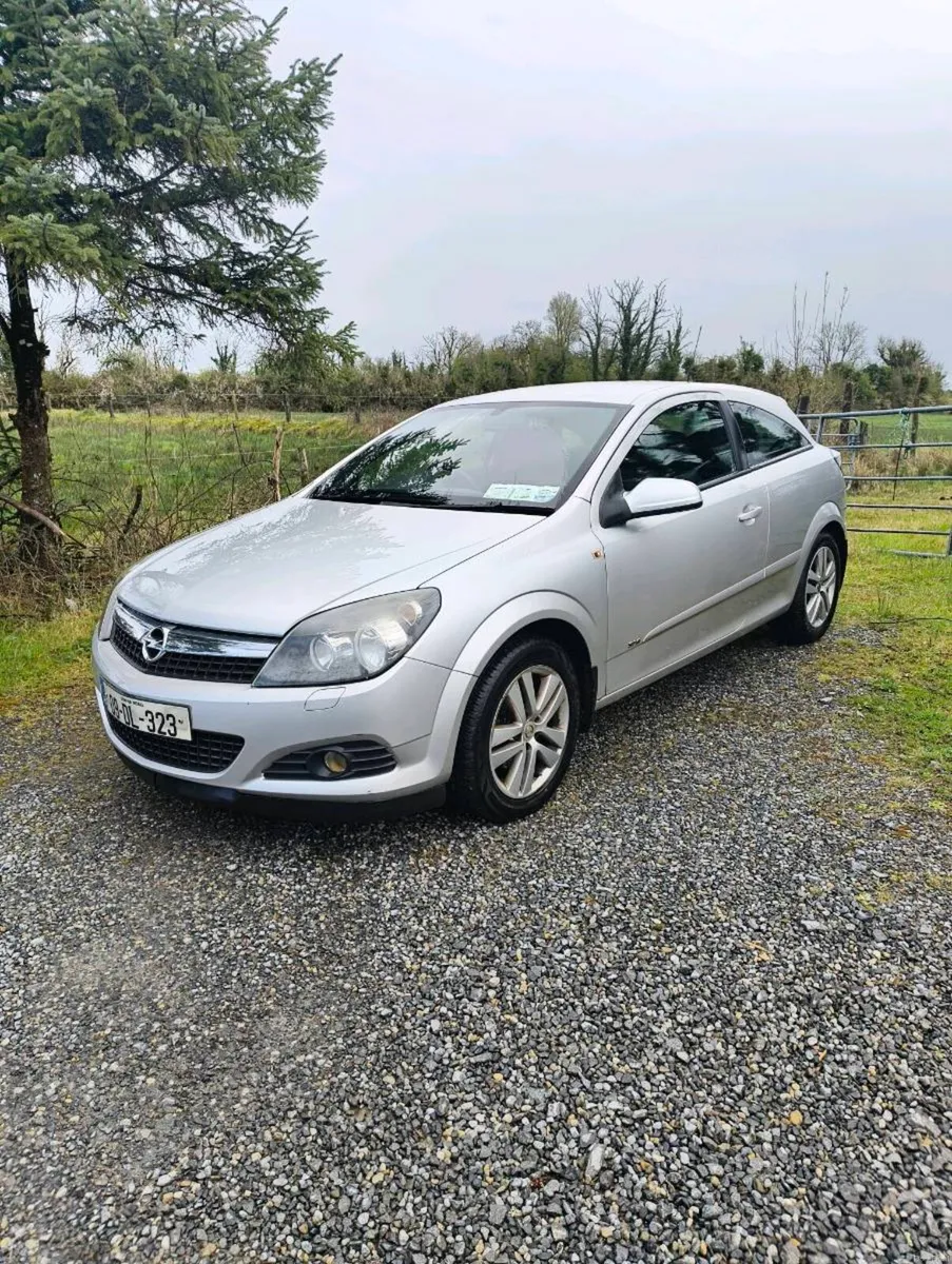 Opel Astra - Image 1