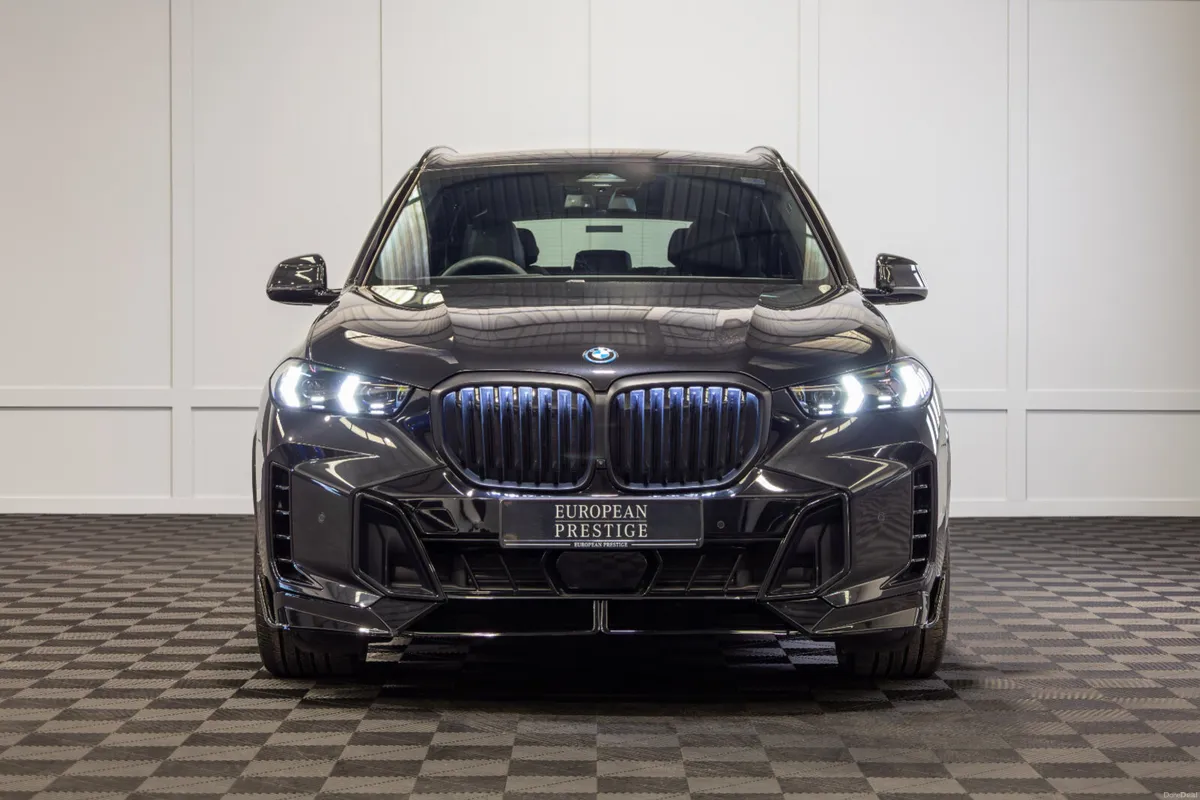 252 BMW X5 X-Drive 50e M-Sport - Image 2