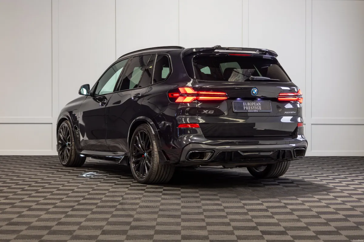 252 BMW X5 X-Drive 50e M-Sport - Image 4