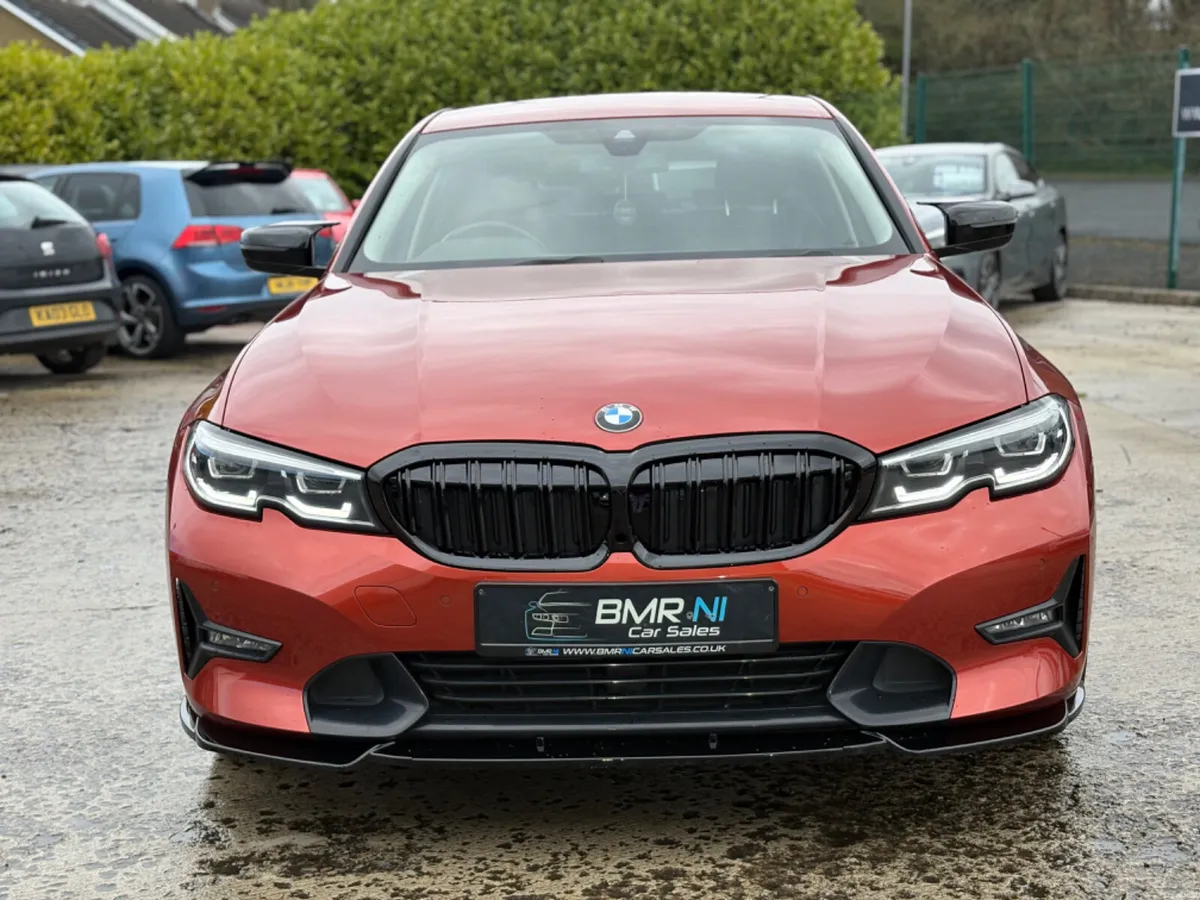 2019 BMW 330 AUTO HYBRID - Image 2