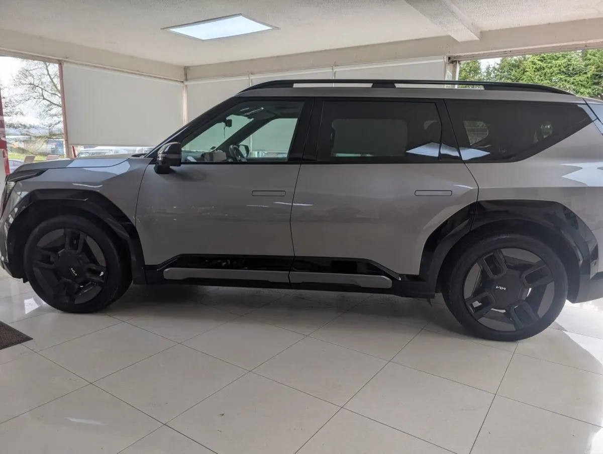 Kia EV9 GT Line 7s Awd - Image 2