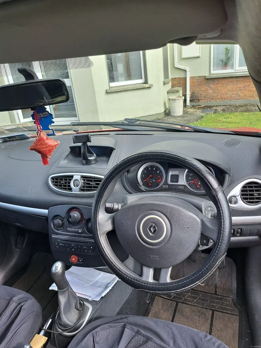 Renault Clio 2010 - Image 3