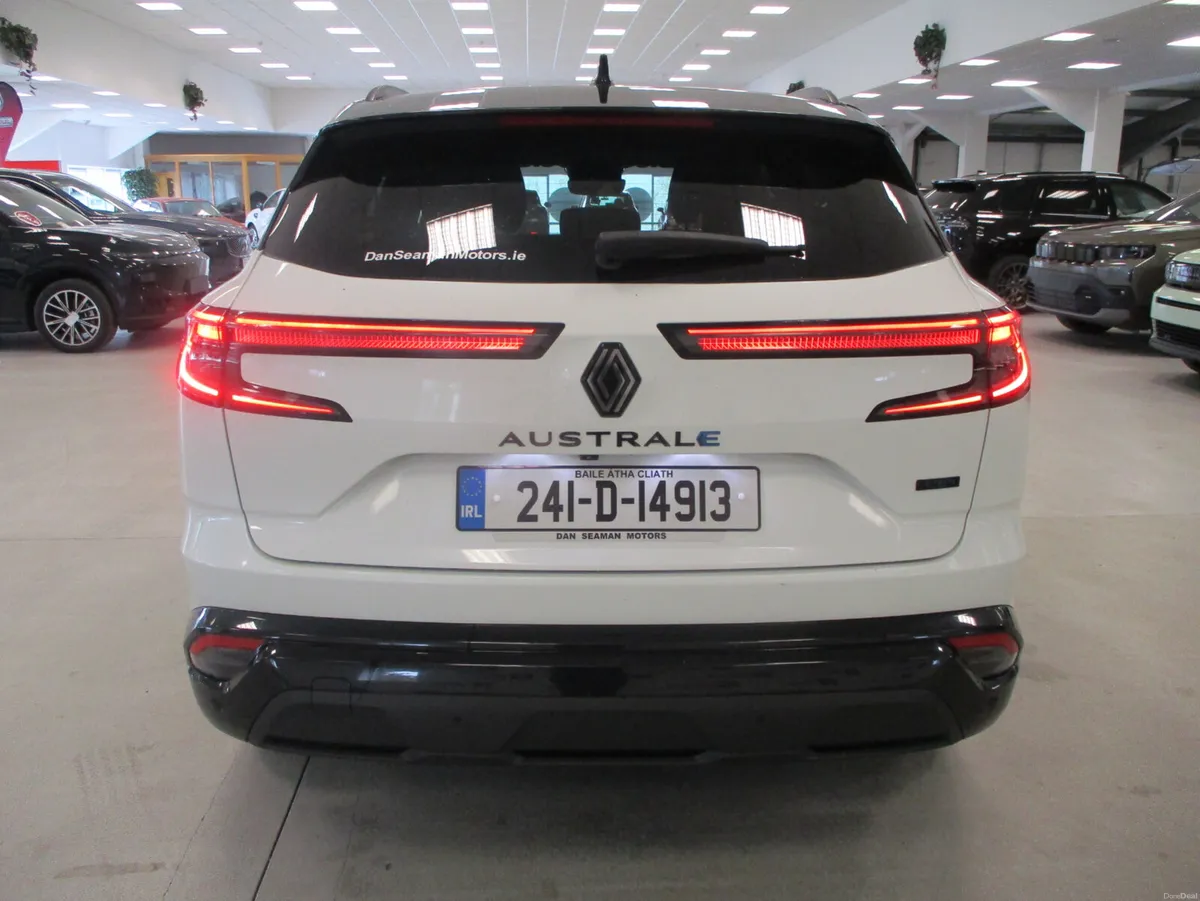 Renault Austral 1.2  HYBRID ALPINE 2024 - Image 6