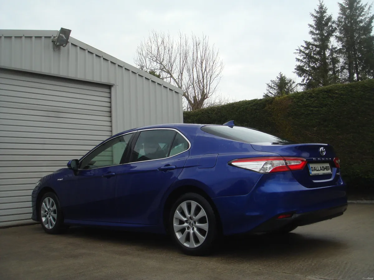 192 Camry Design 2.5 VVT-I Hybrid €180 Tax NCT6/26 - Image 3
