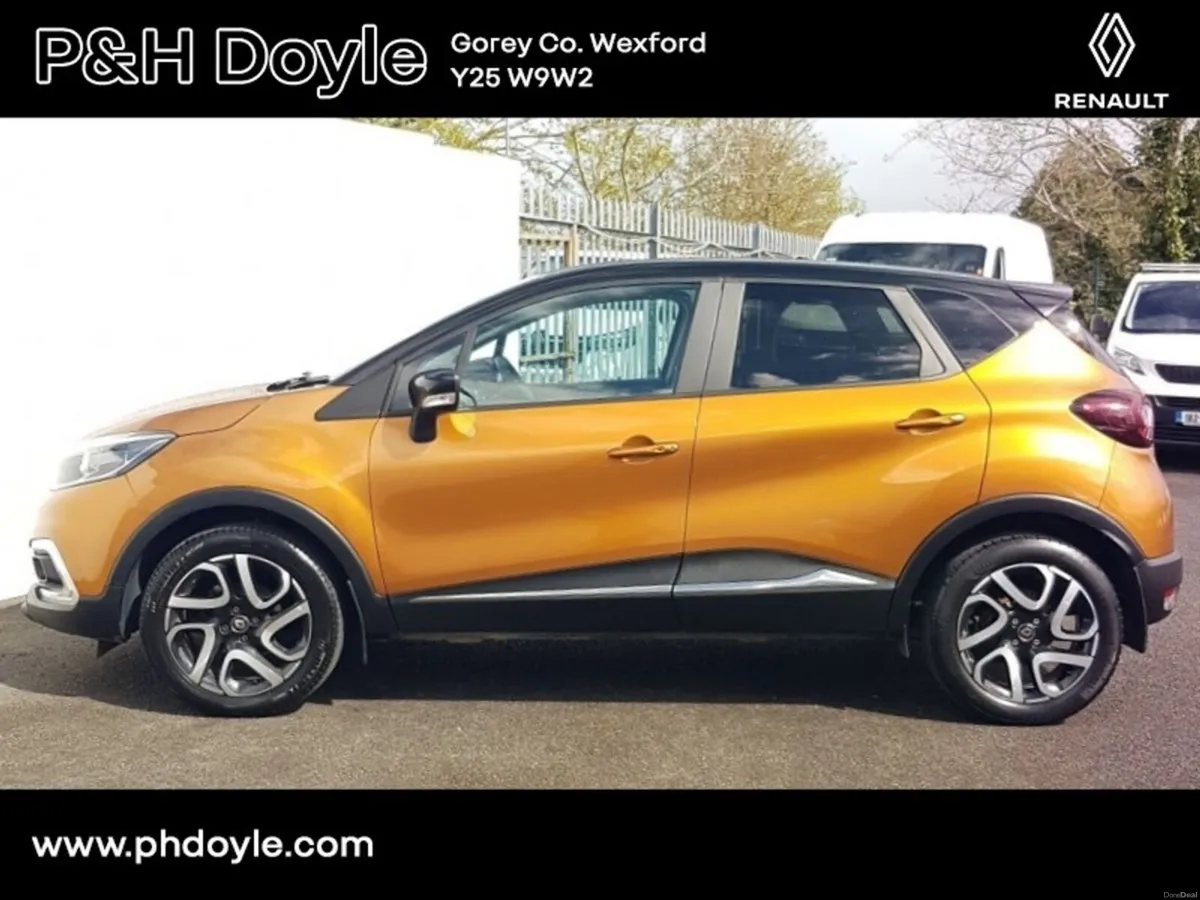 Renault Captur ICONIC - Image 6
