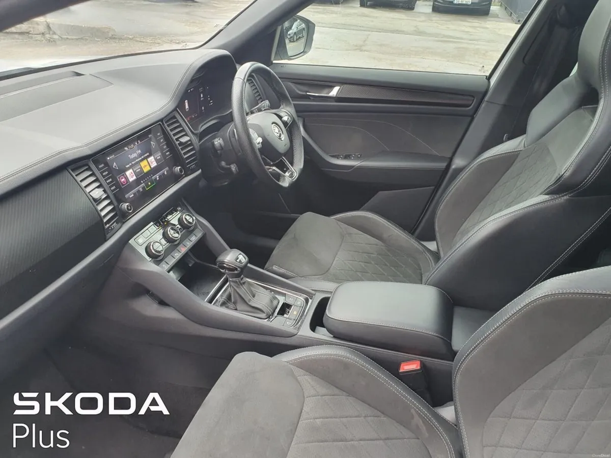 Skoda Kodiaq Sportline 2.0TDi 150 DSG - Side Steps - Image 4