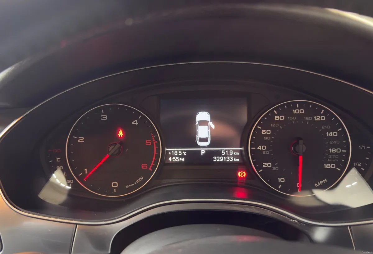 Audi A6 2011 - Image 2