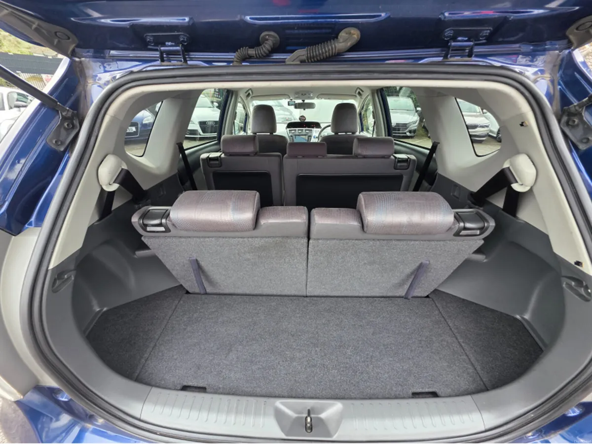 Toyota Prius 7 SEATER FAMLY MPV 1.8  AUTOMATIC - A - Image 5