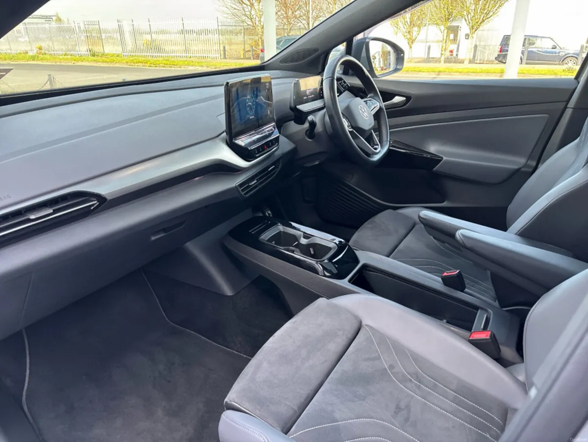 Volkswagen ID.4 PRO 150 KW FAMILY 77KWH 204BHP PR - Image 2