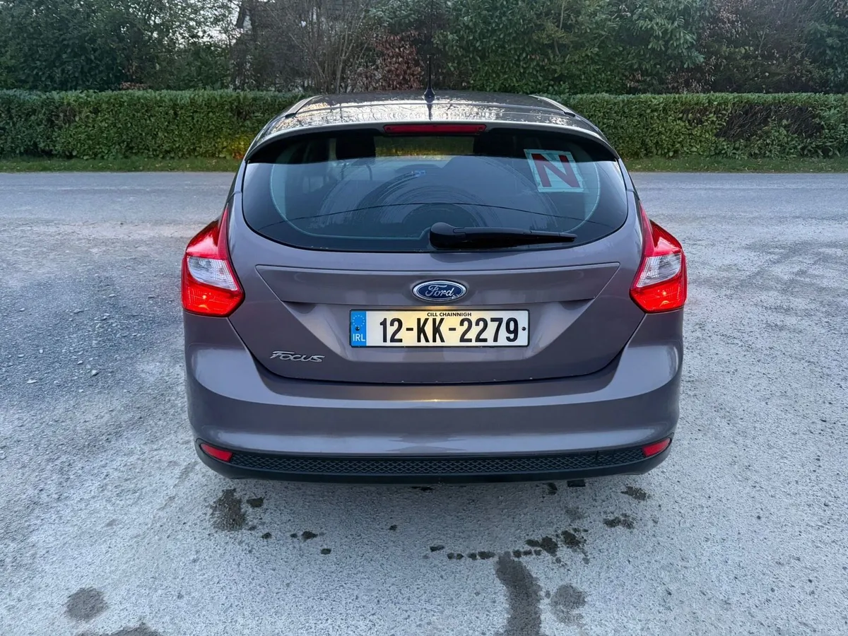 Ford focus 2012 (automatic) 1.6 - Image 3