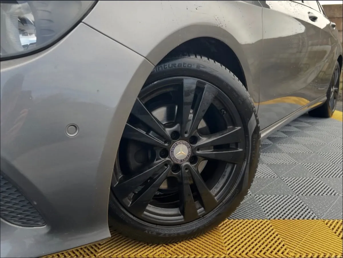 Mercedes A180 Auto Petrol - Image 2