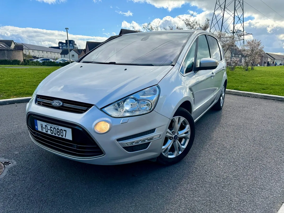 FORD S MAX 2.0 TITANIUM 7 Seater – Panoramic Roof - Image 2
