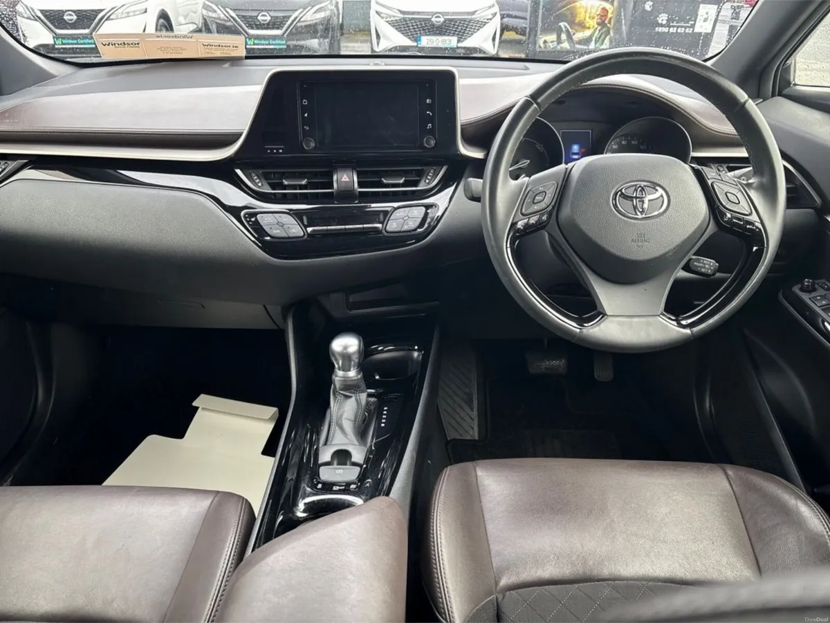 Toyota C-HR 1.8 - Image 3