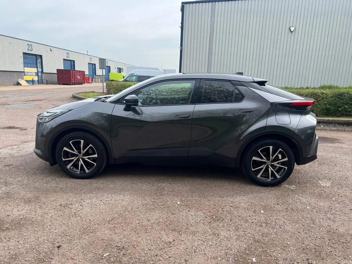 Toyota C-HR 2024  2.0 PHEV Delivered on ROI reg - Image 3