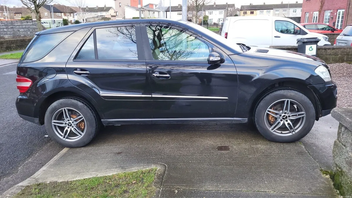 Mercedes ml 320 diesel 2006 - Image 1