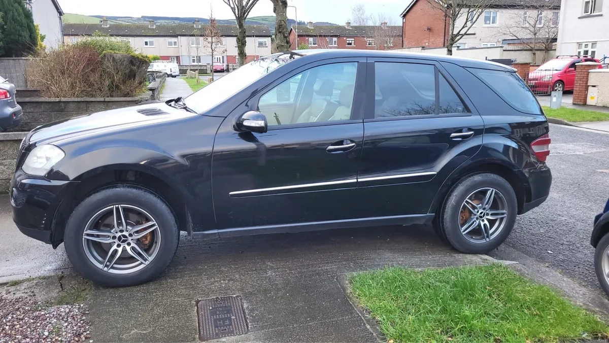 Mercedes ml 320 diesel 2006 - Image 3