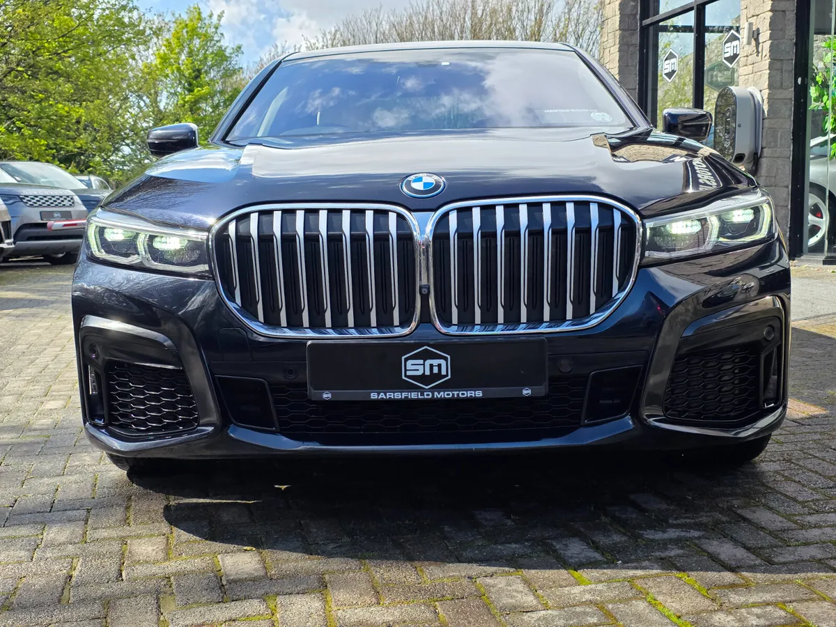 2022 BMW 745E M-SPORT AUTO. - Image 4
