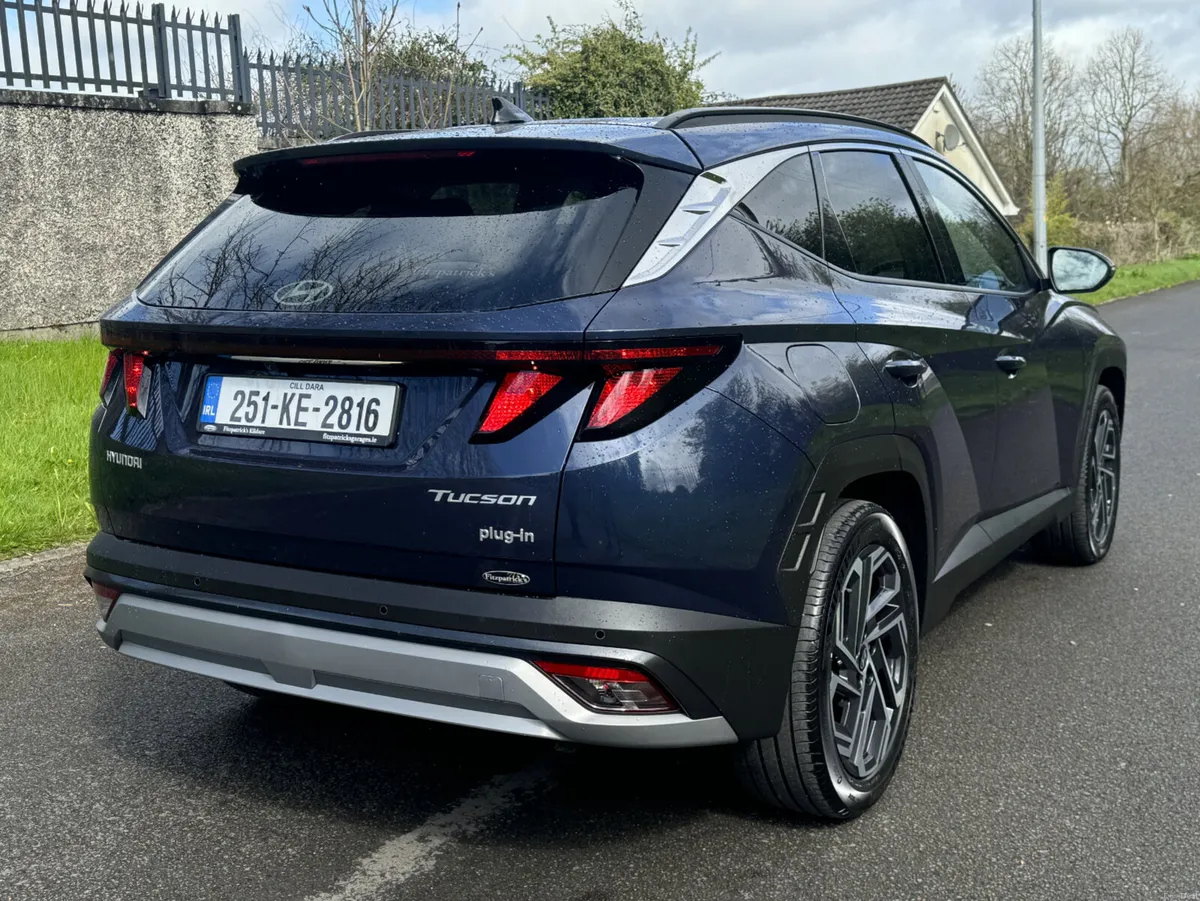 Tucson Executive - Petrol Hybrid Plug In - 2025 - Image 6