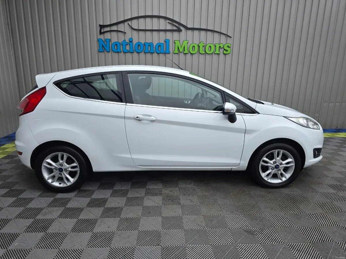 2015 Ford Fiesta 1.2 Petrol - Image 2