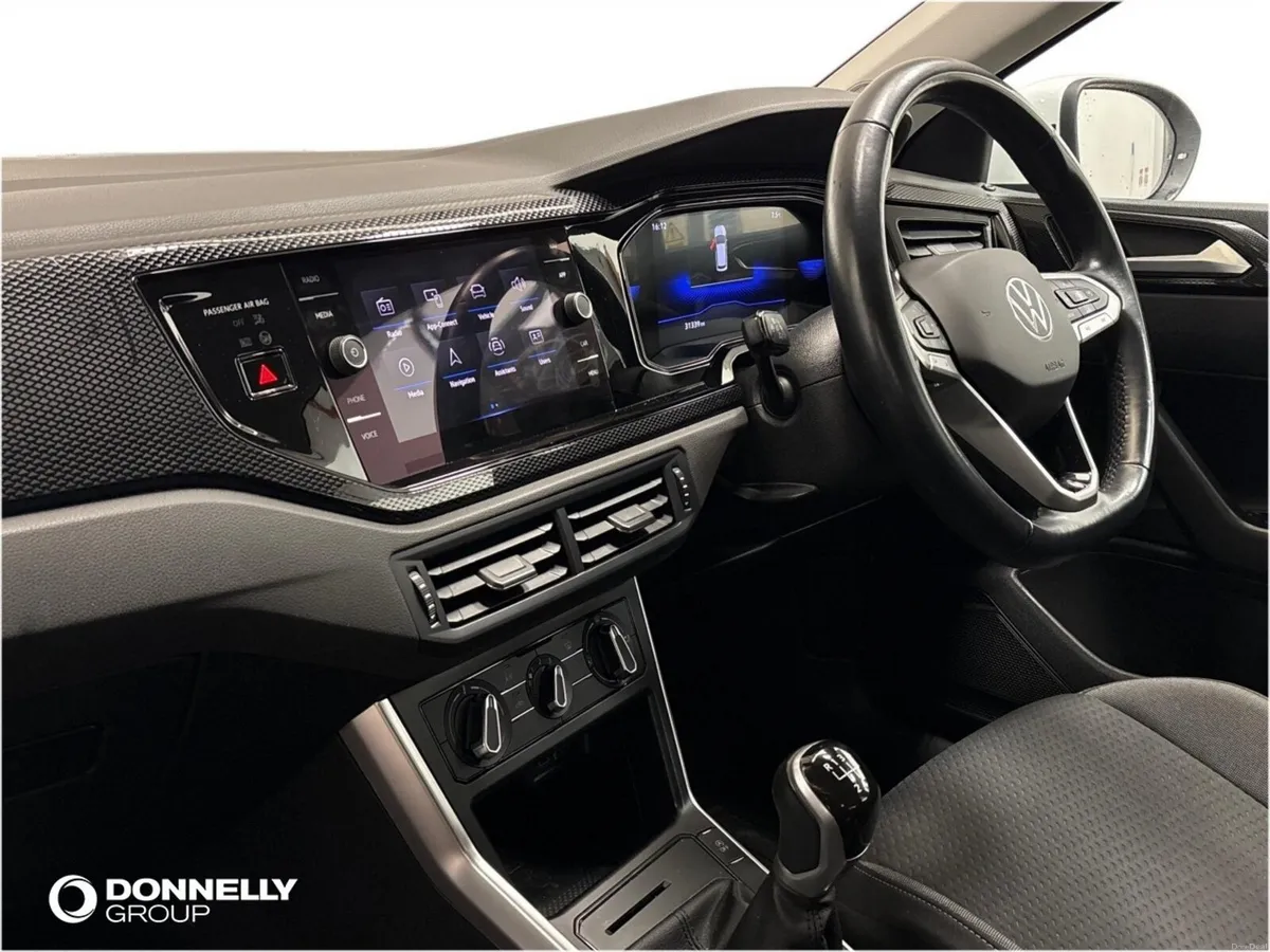 Volkswagen Taigo Hatchback Life - Image 2