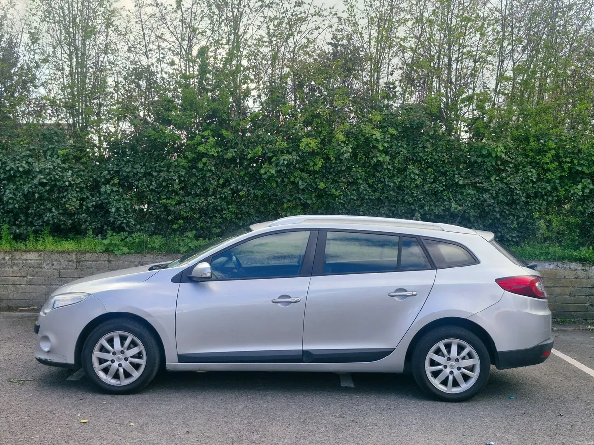 Renault Megane 2012 - Image 2