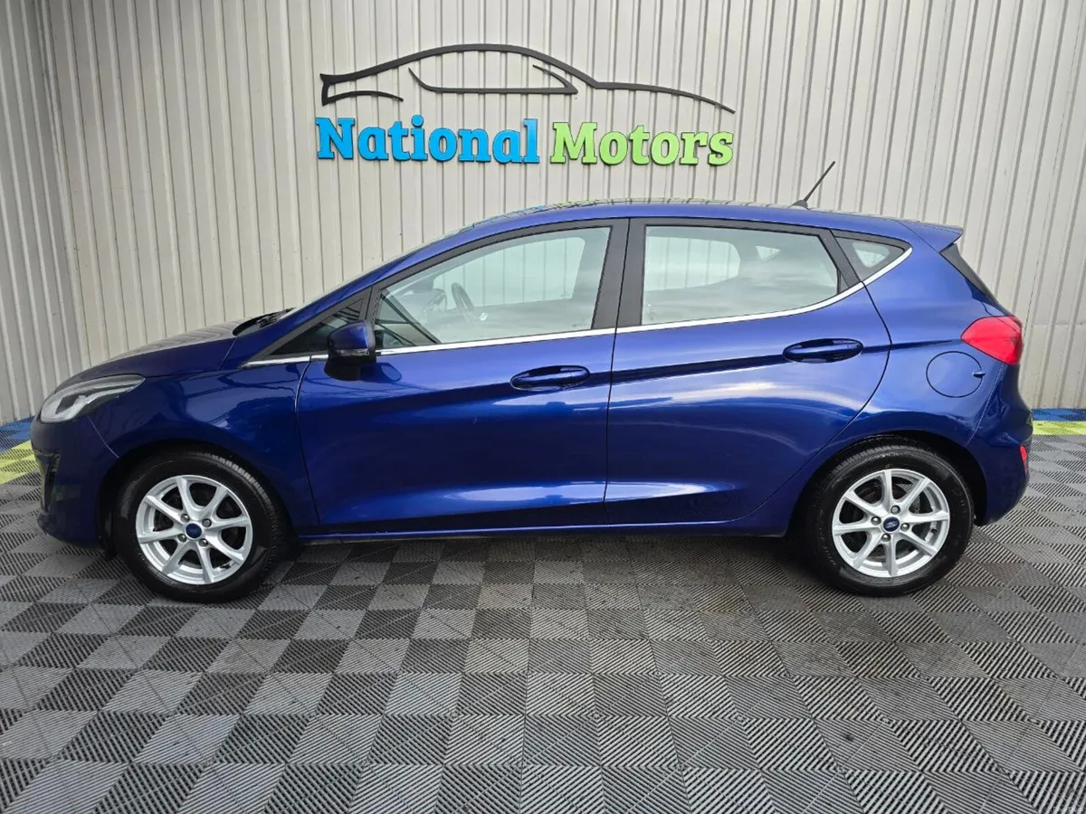 2017 Ford Fiesta 1.1 Petrol ZETEC - Image 6