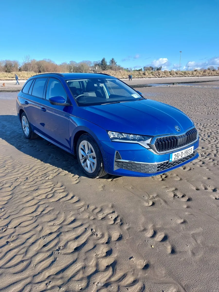 Skoda Octavia (quick sale) €26850! - Image 2