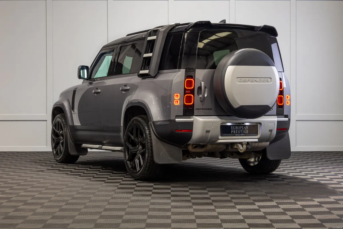 222 Land Rover Defender S D250 2 Seat Commercial - Image 4