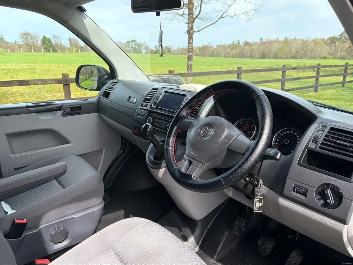 Volkswagen Shuttle 2015 - Image 3