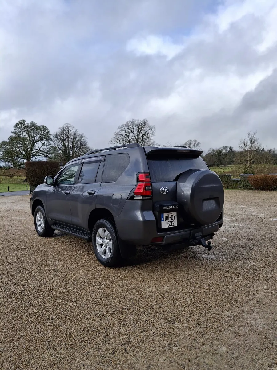 2018 Toyota Landcruiser Prado GXL - Image 4