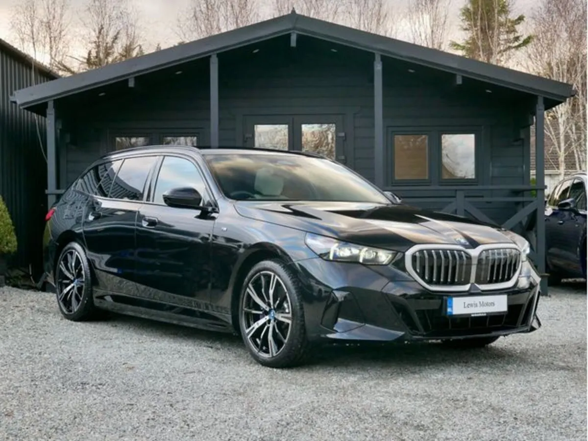 BMW 5-Series 530E M SPORT TOURING - Image 1