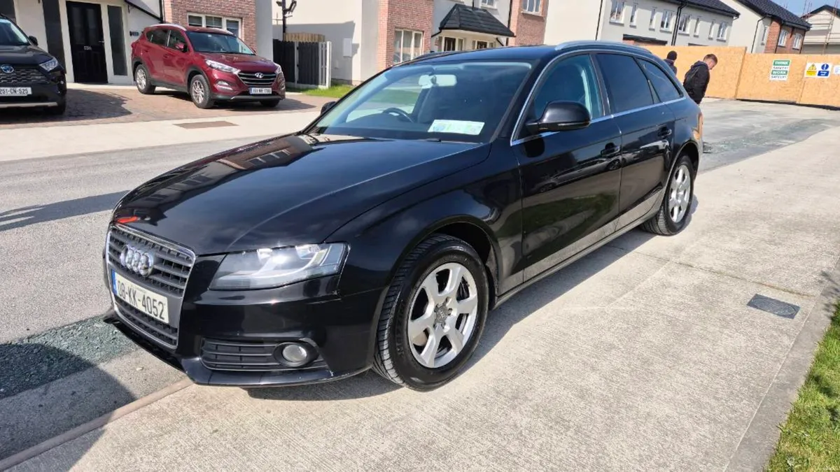 Aud A4 - Image 3