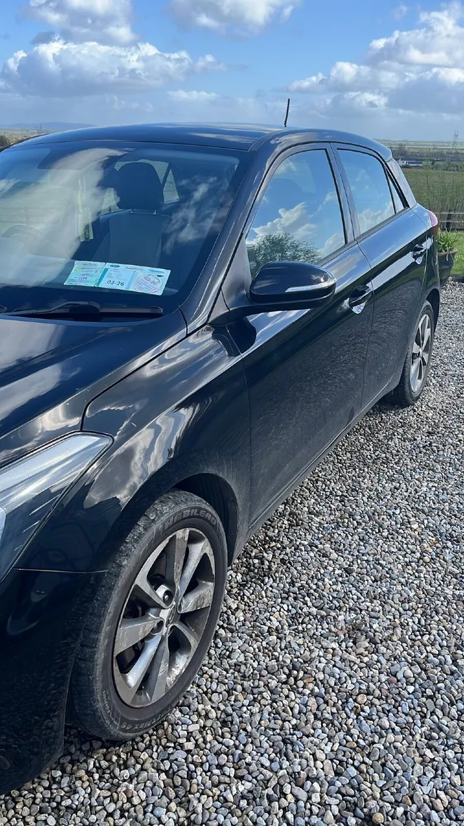Hyundai i20 2016 - Image 2