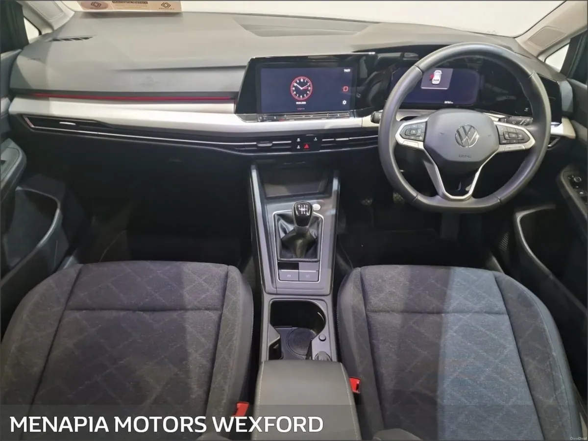 Volkswagen Golf 2.0 TDI 115HP Life - Image 3