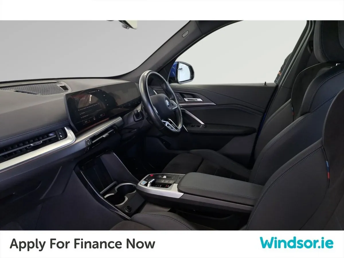 BMW iX1 Ix1 Xdrive 30 M Sport  xDrive30 M Sport  3 - Image 4