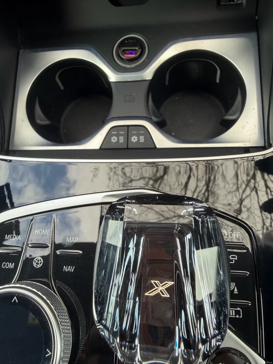 2022 BMW X5 45e XDrive MSport - Image 4