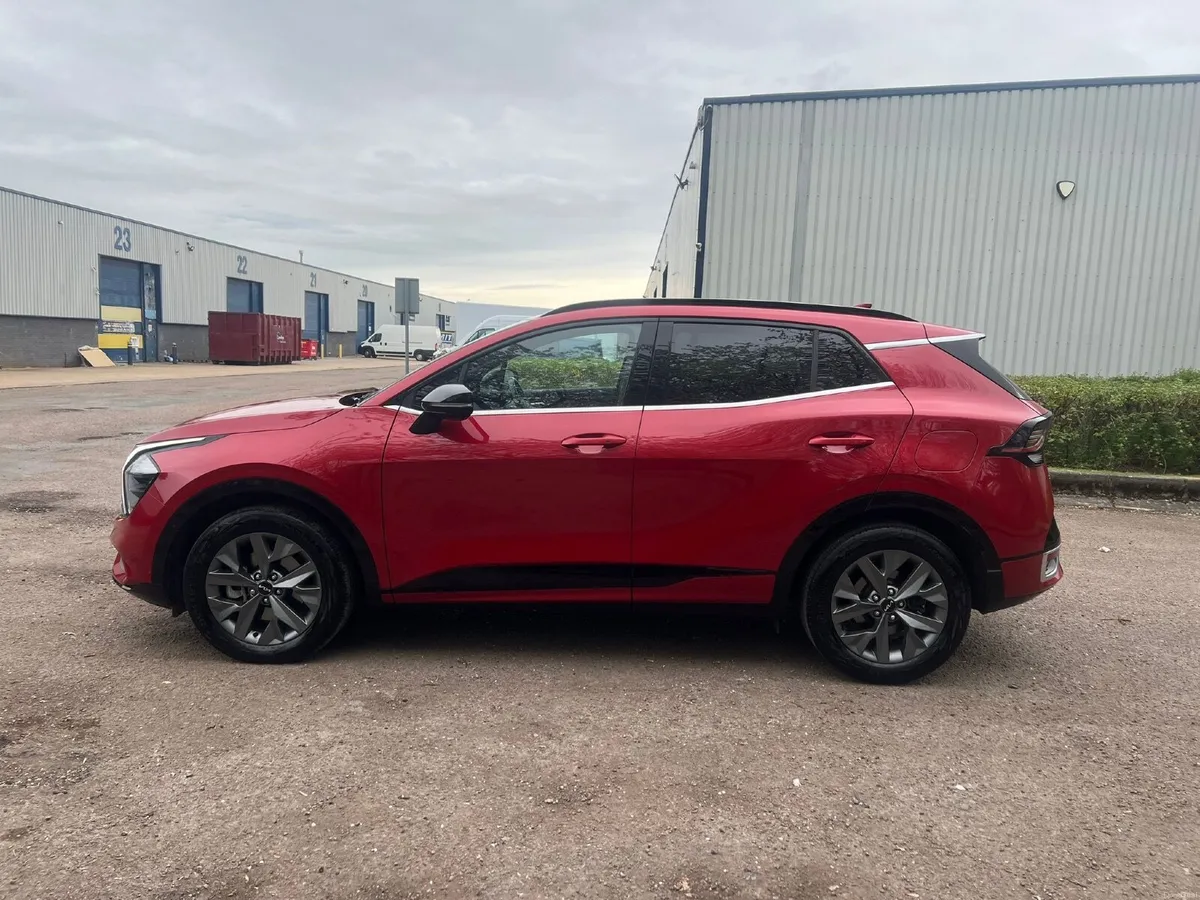 Kia Sportage 2024 GT Line Delivered on ROI Reg. - Image 2