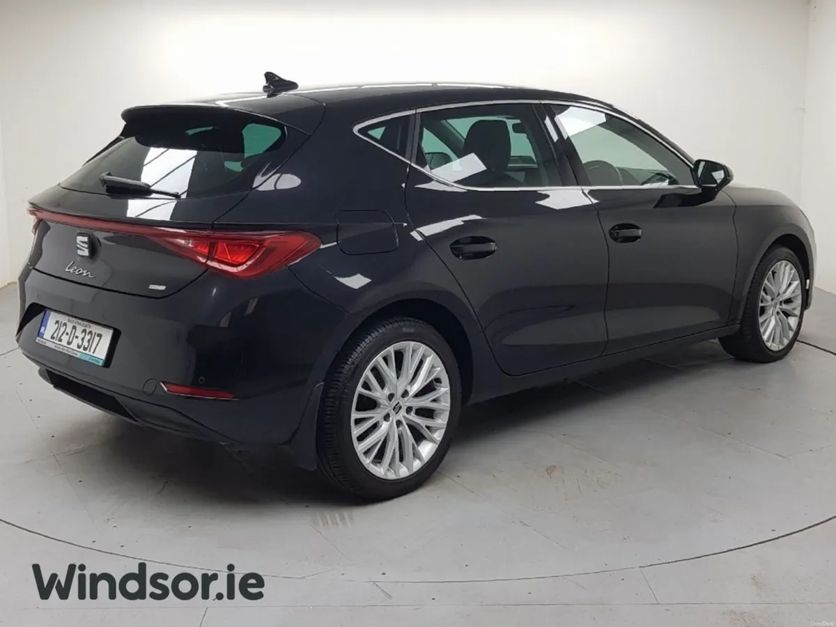 SEAT Leon e-Hybrid 204hp DSG Xcellence - Image 3