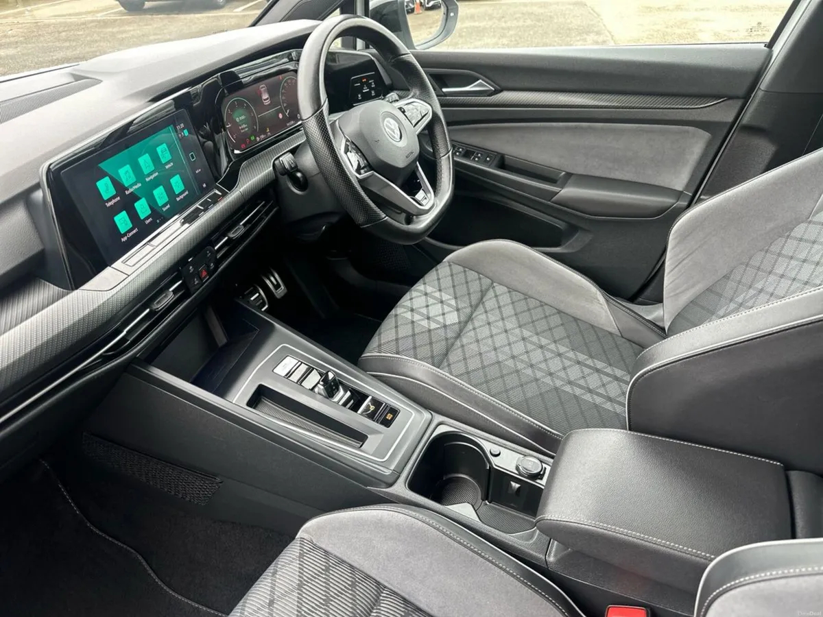 Volkswagen Golf R-LINE 2.0TDI 150HP DSG - Image 3