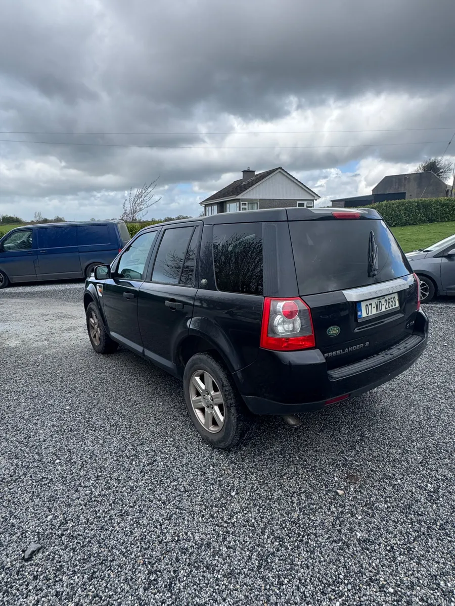 Land Rover Freelander 2007 2.2 good engine - Image 4