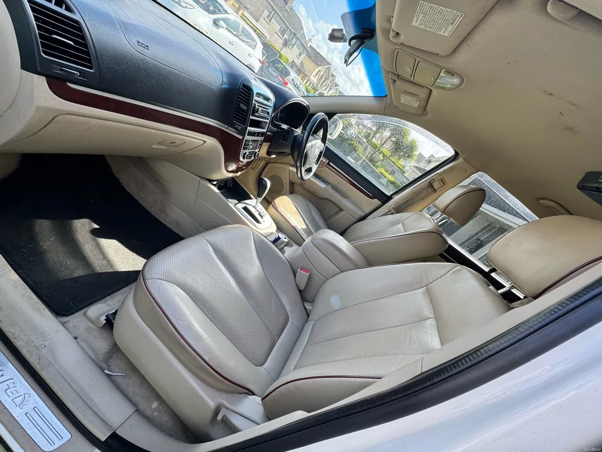 09 JAP IMPORT 4x4 HYUNDAI SANTAFE AUTO HIGH SPEC - Image 3