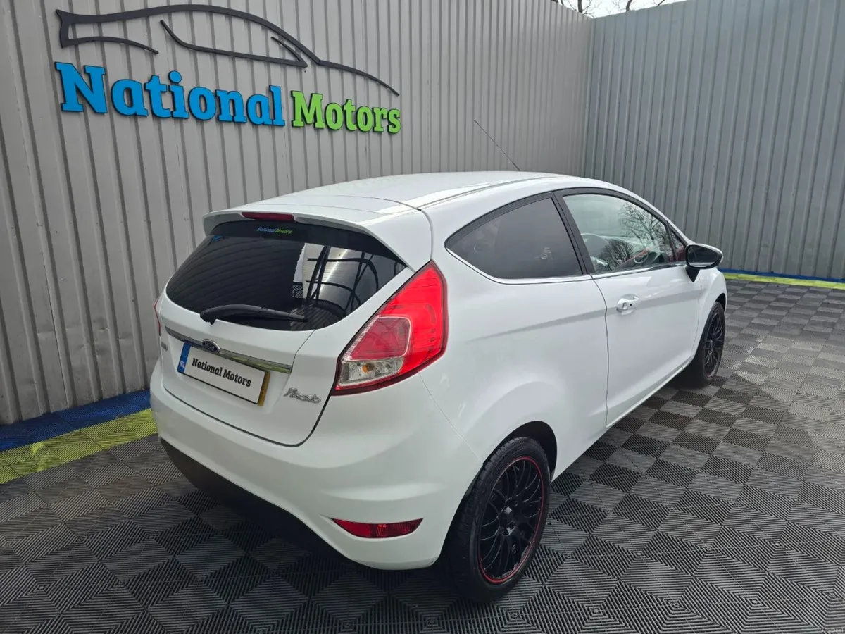 2015 Ford Fiesta TITANIUM 1.0 Petrol - Image 3