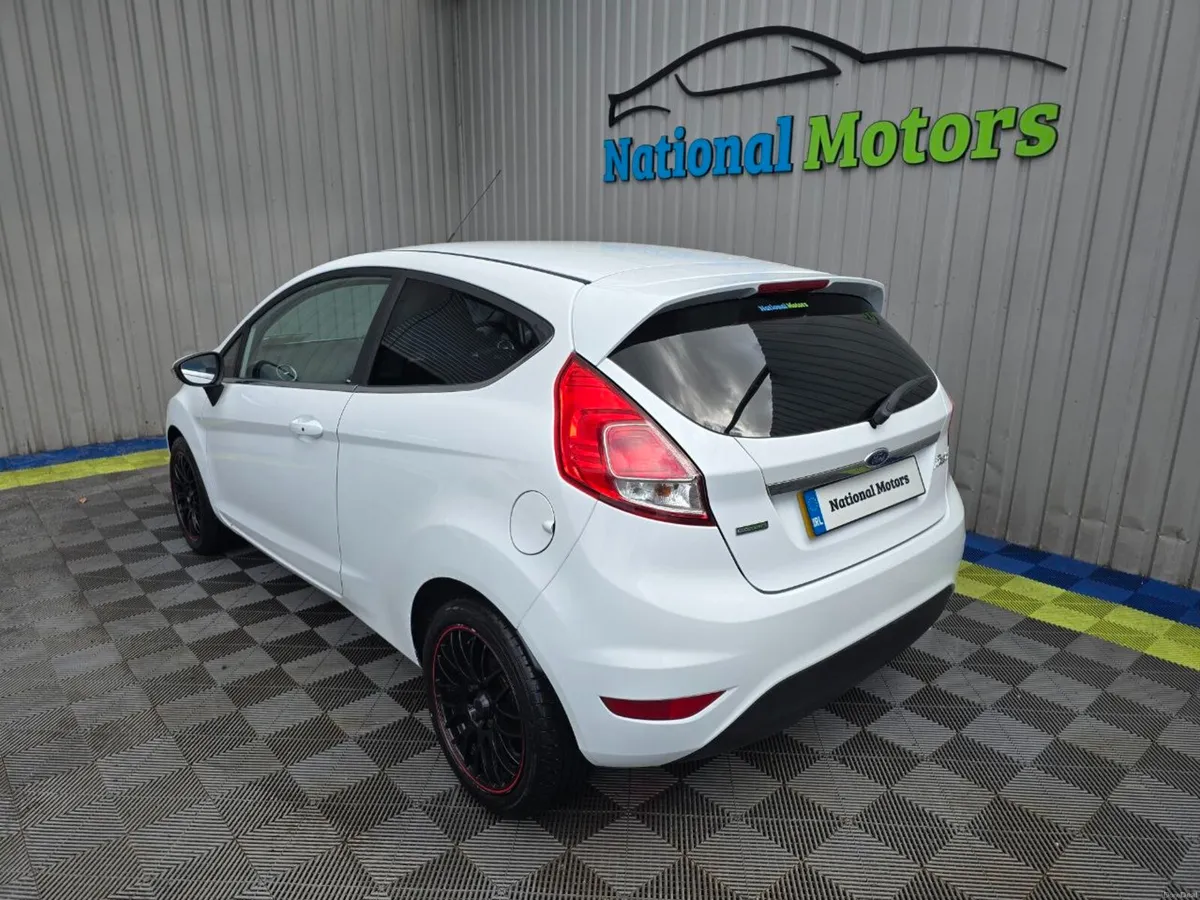 2015 Ford Fiesta TITANIUM 1.0 Petrol - Image 5