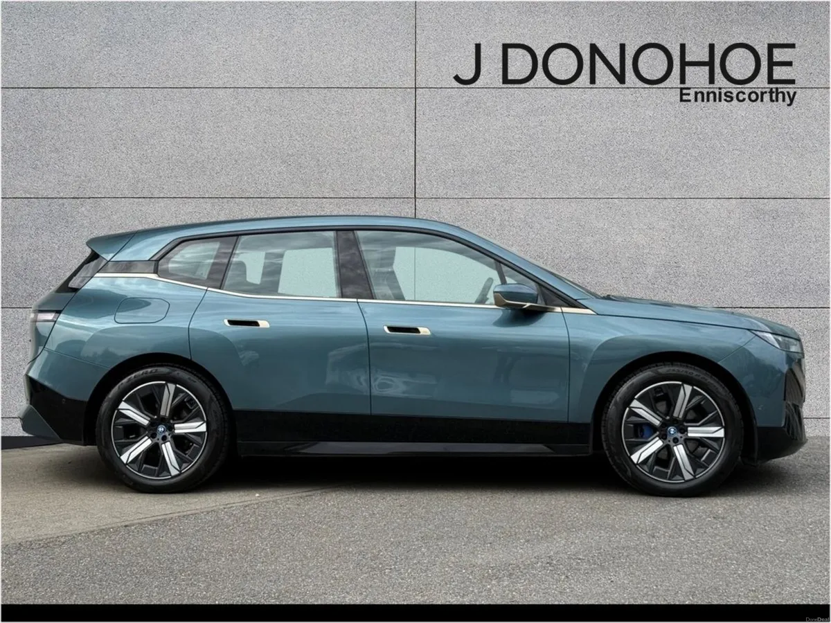 BMW iX xDrive50 M Sport - Image 4