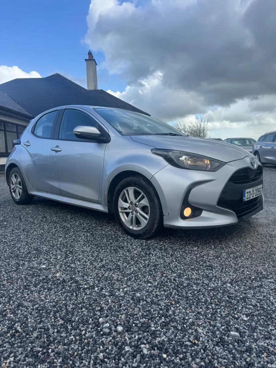 Toyota Yaris 2022 hybrid - Image 5