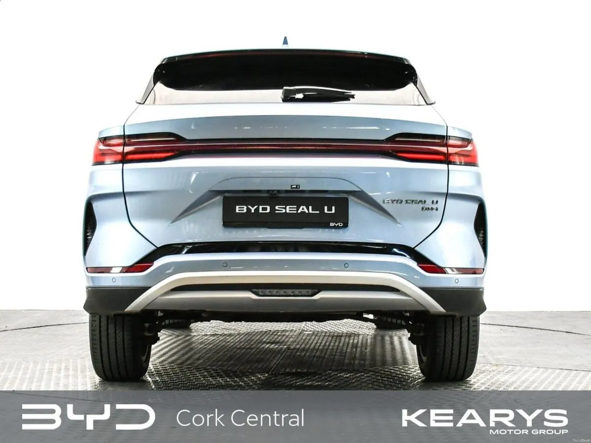 BYD SEAL U Boost 1.5 DM-i 294 PHEV 18.3 kWh eCVT - Image 3