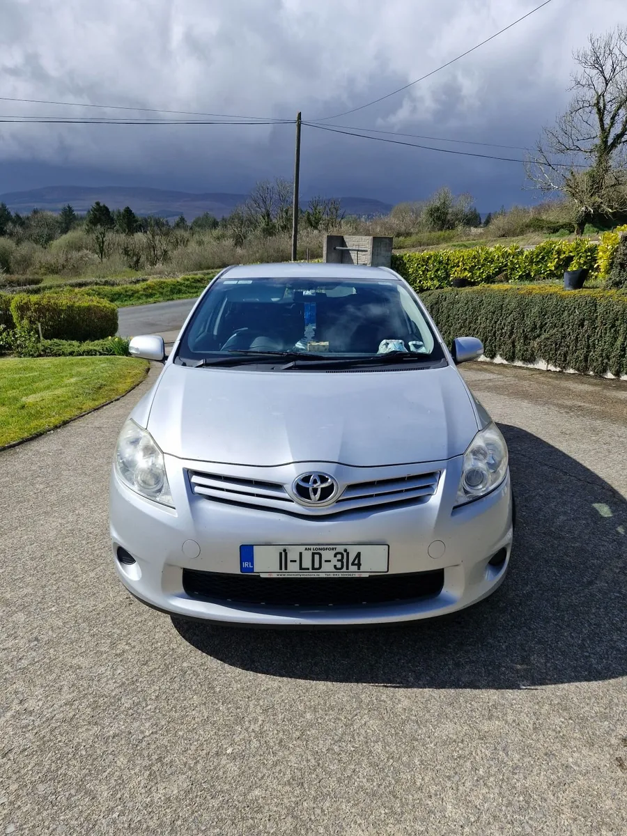 Toyota Auris 2011 - Image 3