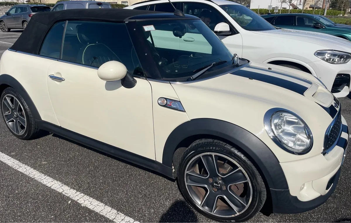 Mini Cooper SD convertible - Image 3