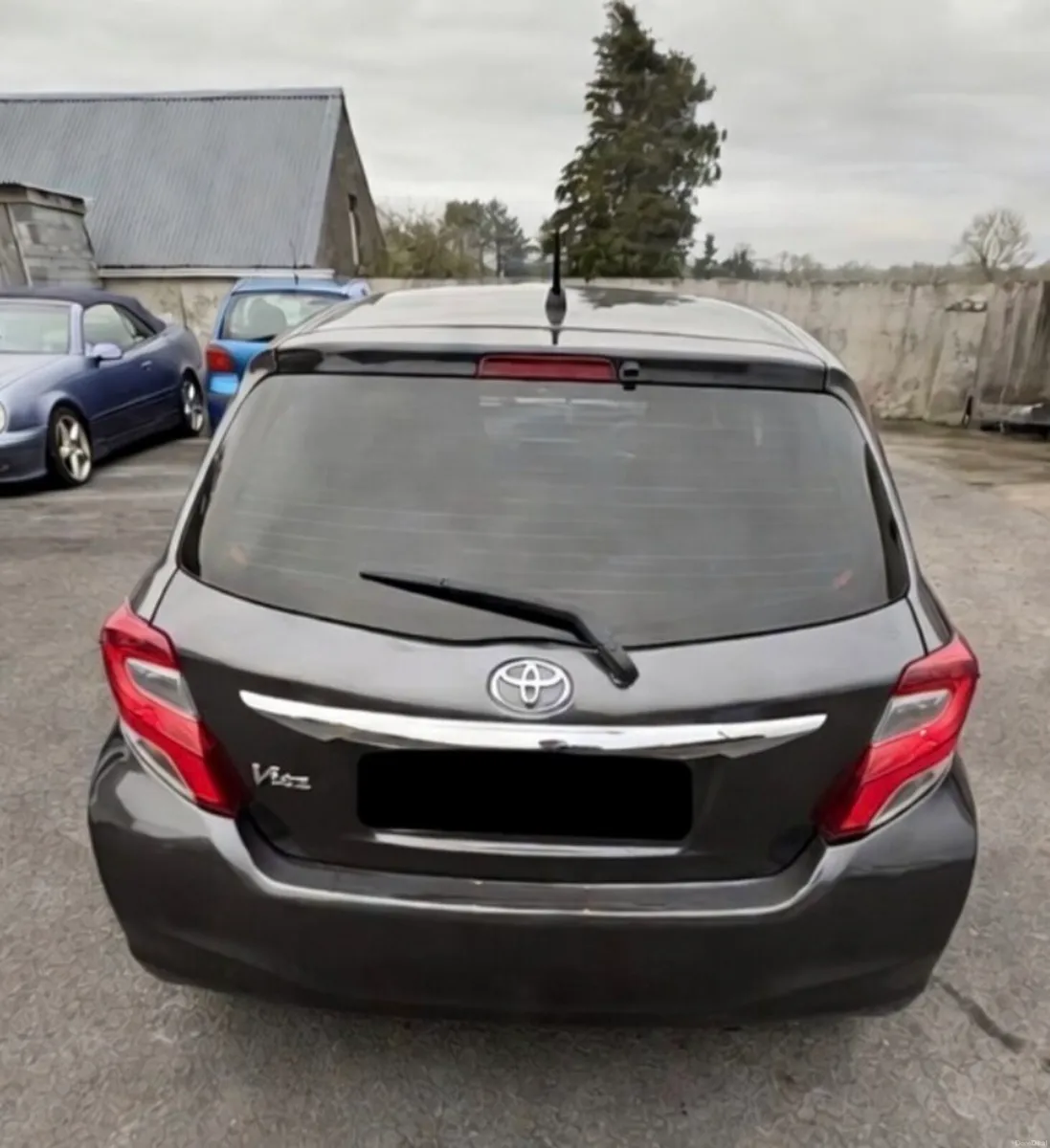 Toyota Vitz - Image 2